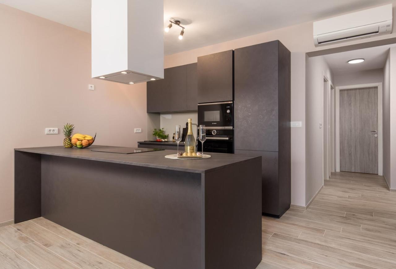 Apartment Hana Pjescana Uvala Eksteriør bilde